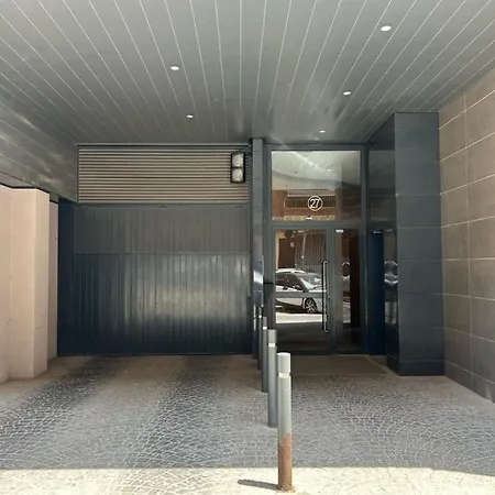 Apartamento Hogar Moderno Cerca De Casco Antiguo De *