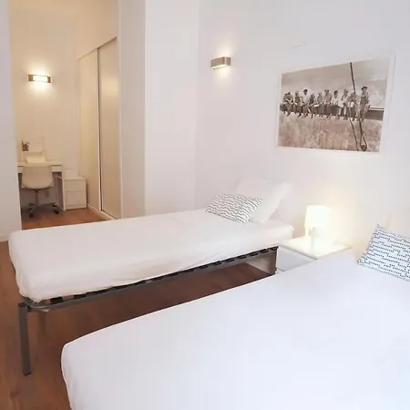 Apartamento Hogar Moderno Cerca De Casco Antiguo De