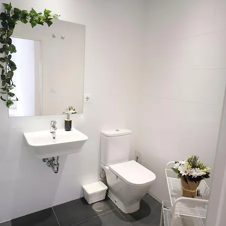 Apartamento Hogar Moderno Cerca De Casco Antiguo De