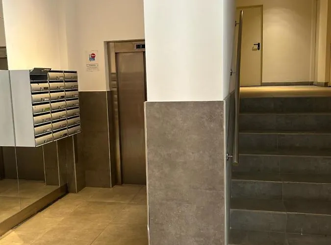 Hogar Moderno Cerca De Casco Antiguo De Walencja