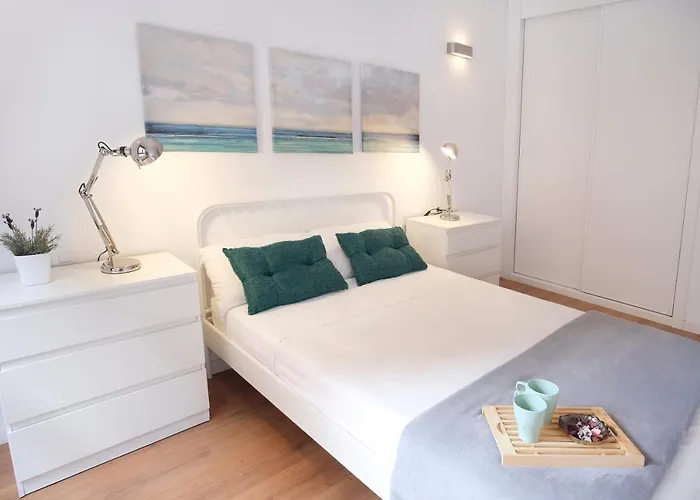 Hogar Moderno Cerca De Casco Antiguo De