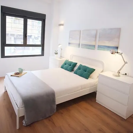 Hogar Moderno Cerca De Casco Antiguo De Apartment Valencia